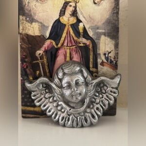 Cast Metal Cherub Face Plaque‎ – Ornate Winged Angel Decoration